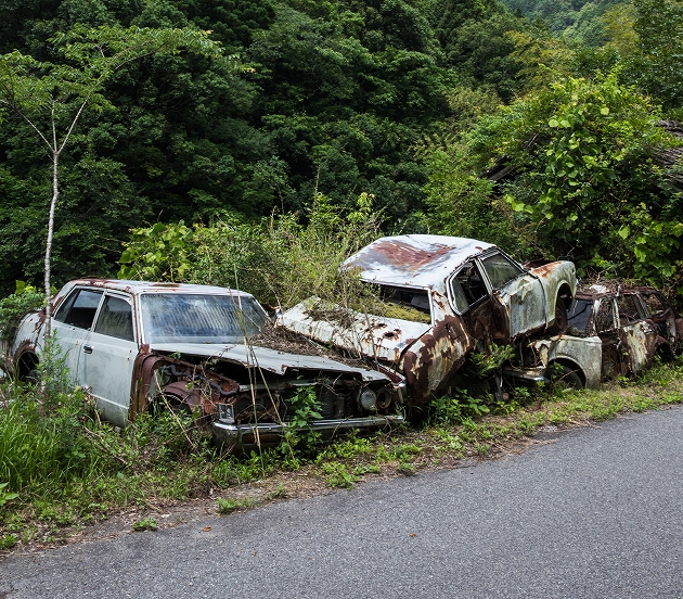 放置車両とは 困った放置車両を撤去するにはどうしたらいい 廃車買取りの豆知識